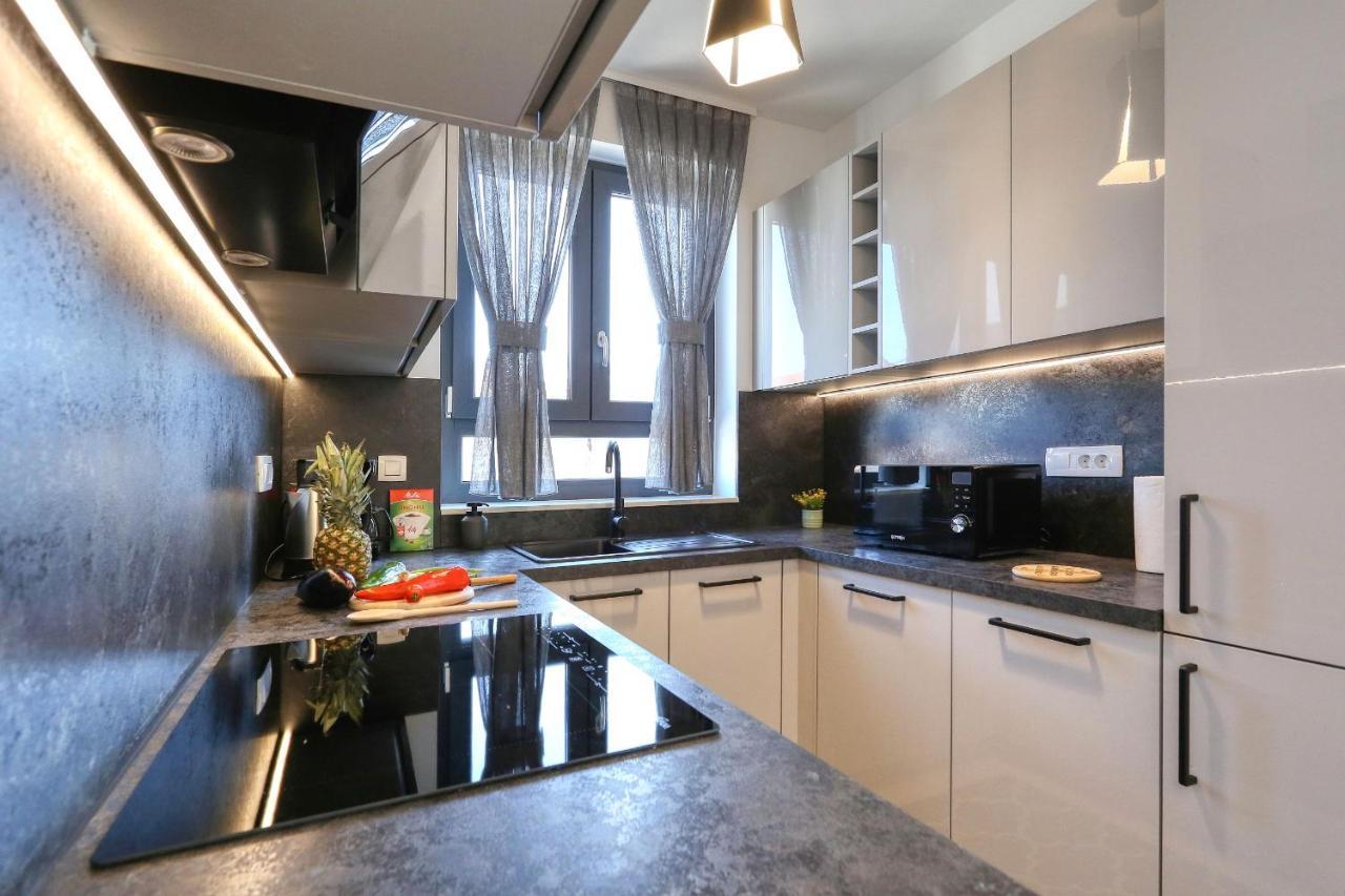 Apartments Perla With Free Parking Zadar Buitenkant foto