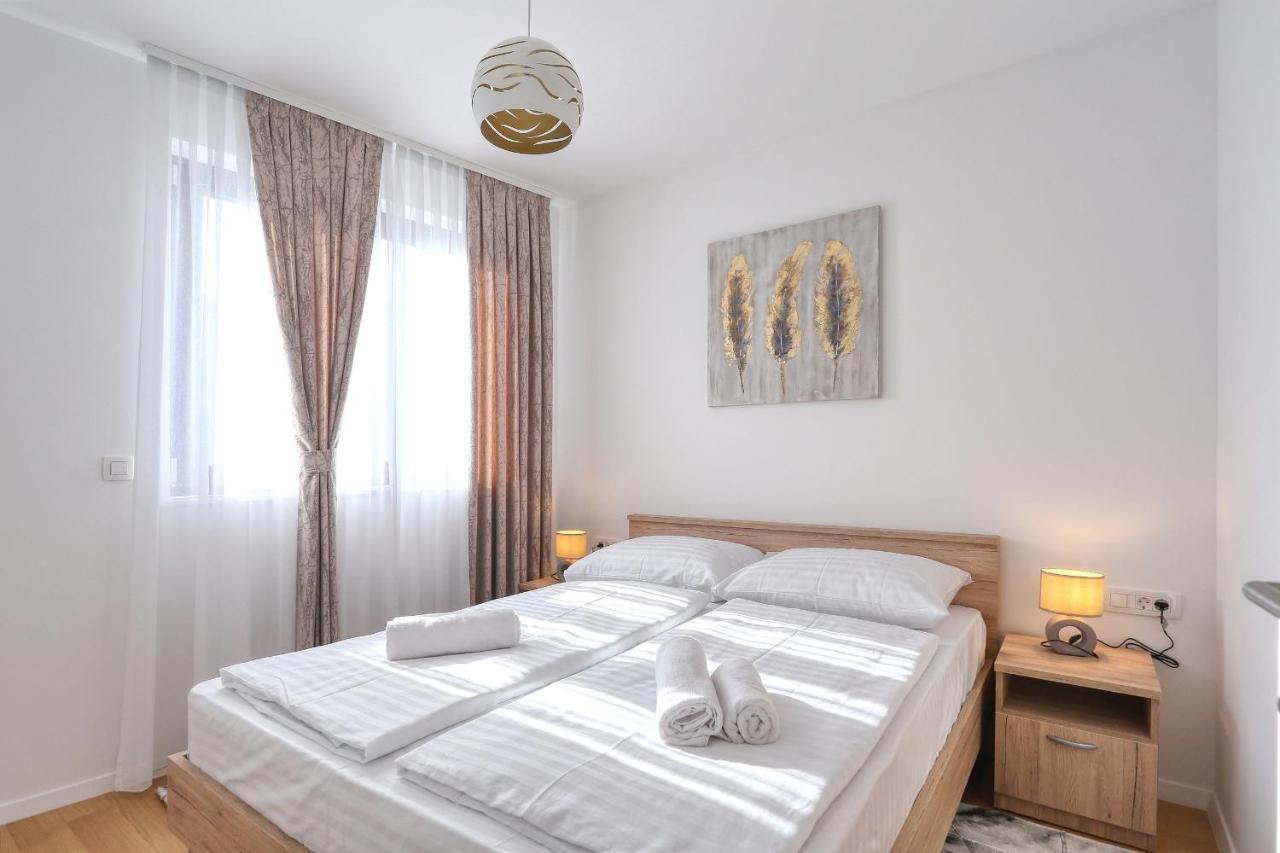 Apartments Perla With Free Parking Zadar Buitenkant foto