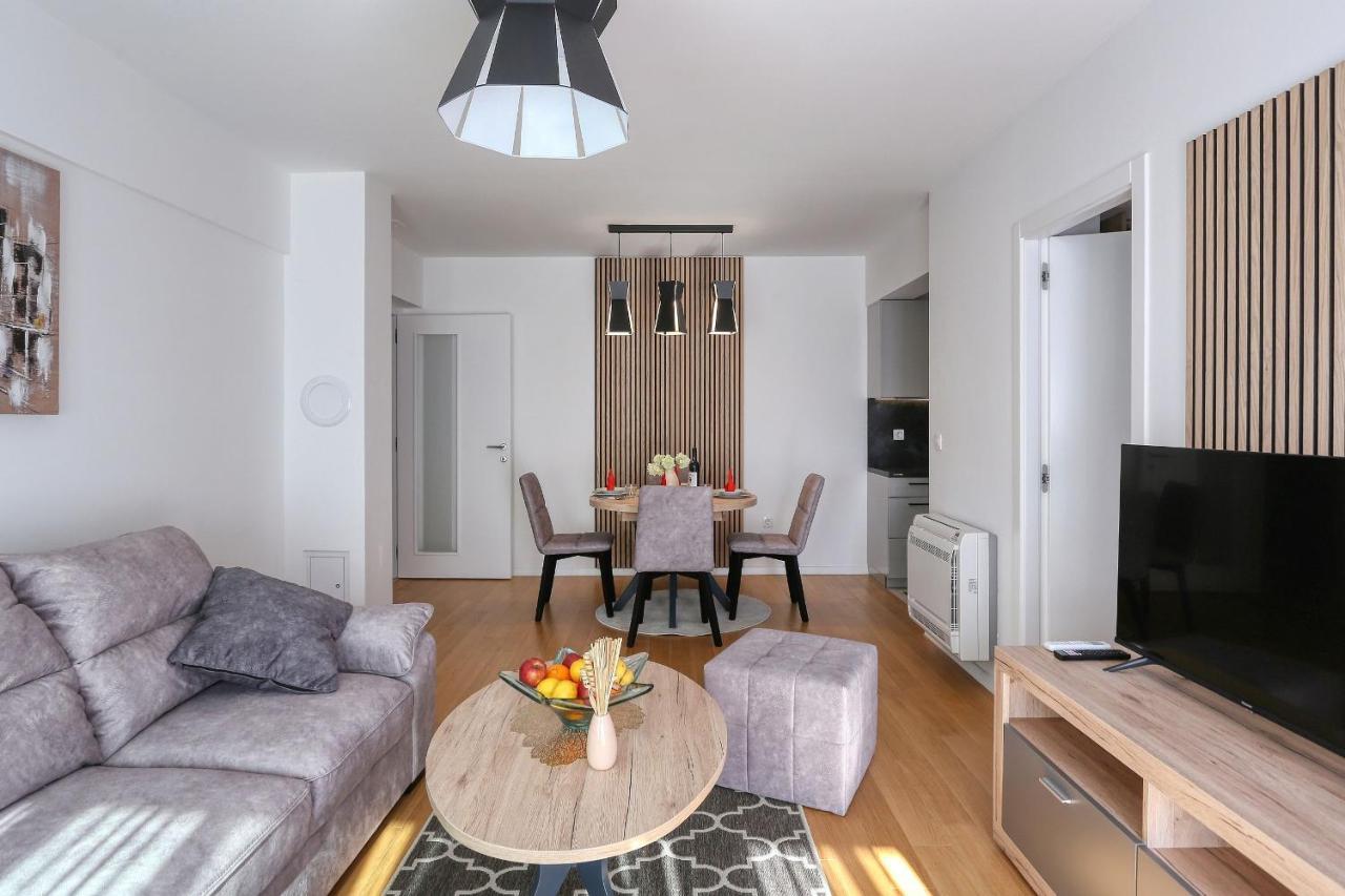 Apartments Perla With Free Parking Zadar Buitenkant foto